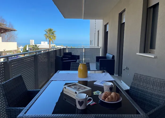 Casa Alba Marina 2 * Розето-дельи-Абруцци